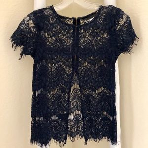 Lacey tshirt